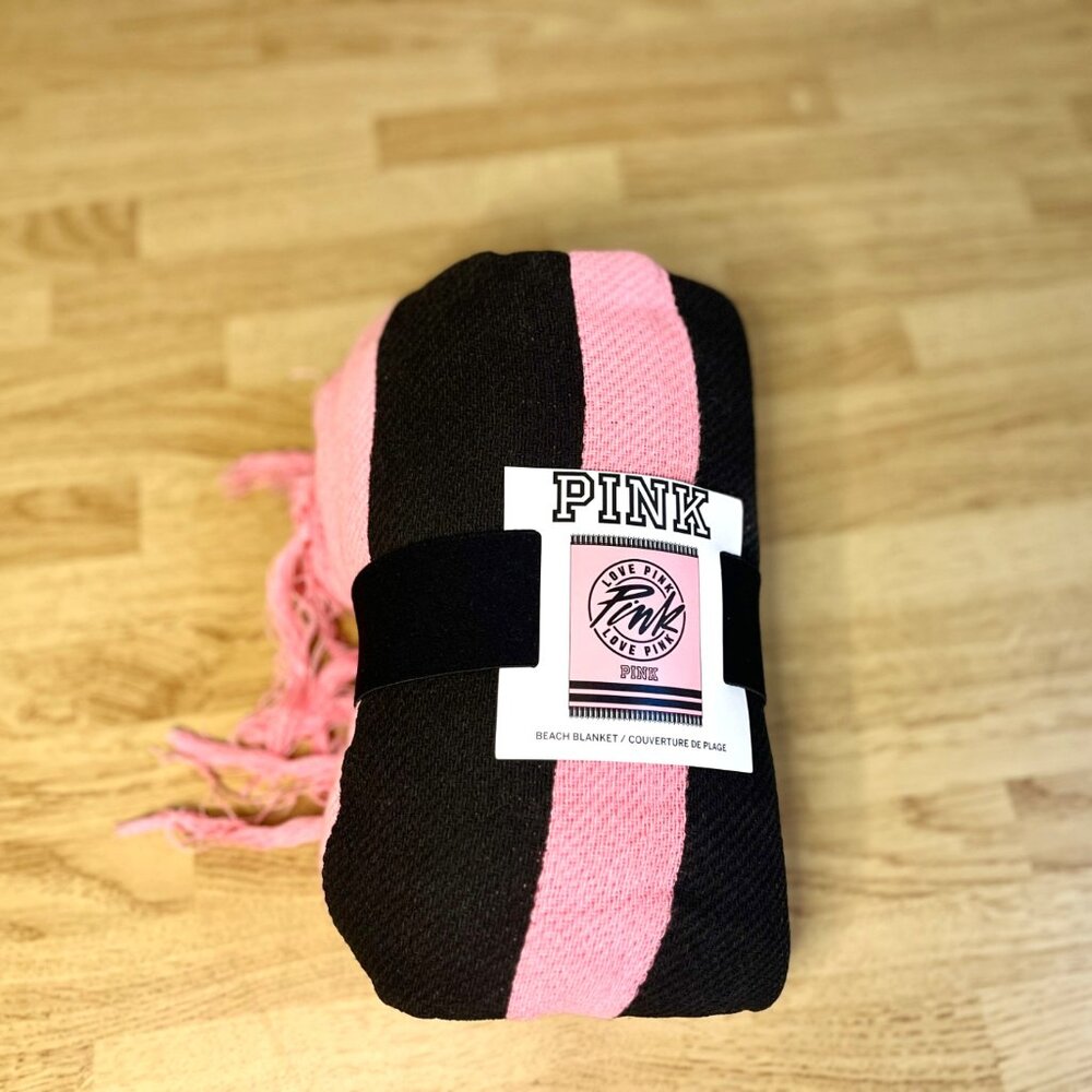 NWT Victoria's Secret PINK Blanket